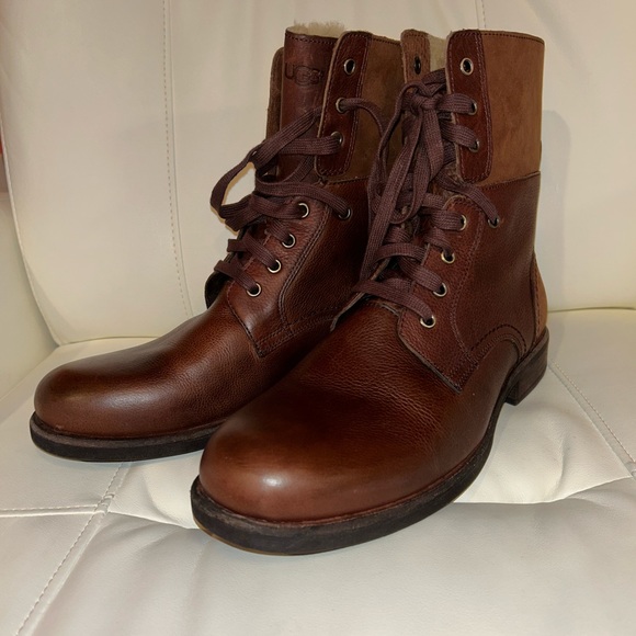 Warm and stylish Ugg boots - Picture 7 of 9